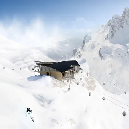 Semesterbostad Helvetia Sankt Anton am Arlberg